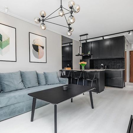Stylish Apartment Grunwaldzka 49 By Noclegi Renters Swinoujscie Bagian luar foto